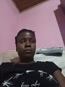 Snapshot of cutedivah chatting on July 11, 6:32 pm cutedivah online show from July 11, 6:32 pm