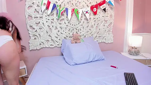 Snapshot of Karolay_Rose chatting on July 14, 12:00 pm Karolay Rose online show from July 14, 12:00 pm