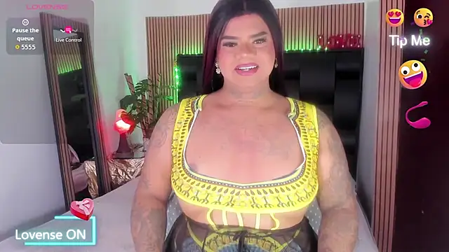 Snapshot of isabelleandbrand chatting on October 10, 12:48 pm isabelleandbrand online show from October 10, 12:48 pm