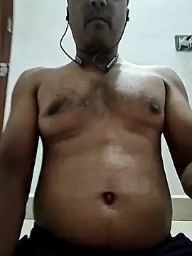 Snapshot of Nilanlove chatting on July 13, 8:11 pm Nilanlove online show from July 13, 8:11 pm
