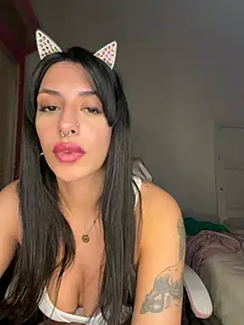 SuciaEstrella online show from July 13, 3:31 am