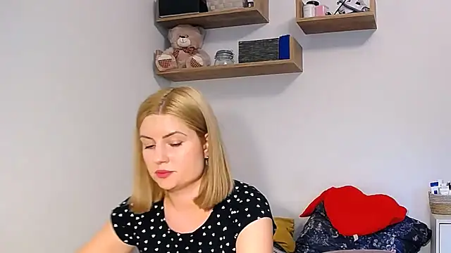 Snapshot of alisenties chatting on September 26, 2:32 pm alisenties online show from September 26, 2:32 pm