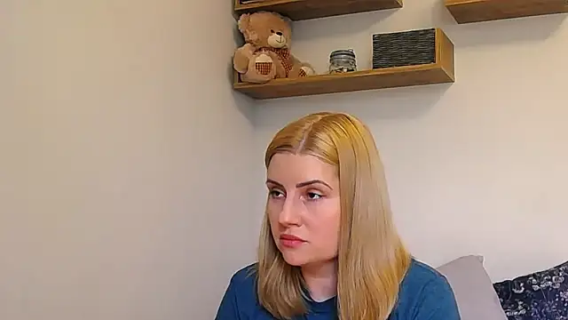 alisenties online show from April 23, 2:41 pm