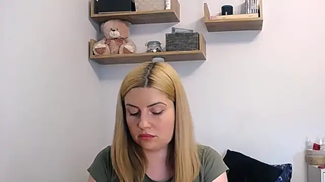 alisenties online show from June 12, 2:27 pm