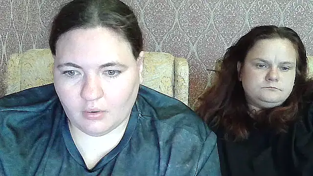 Snapshot of AlbertaAndSharon chatting on July 13, 5:38 pm AlbertaAndSharon online show from July 13, 5:38 pm