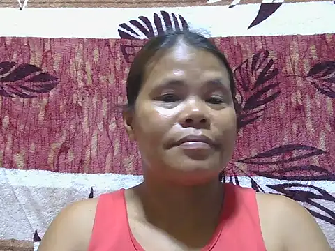Snapshot of Yummy_creampie chatting on August 5, 9:56 am Yummy creampie online show from August 5, 9:56 am