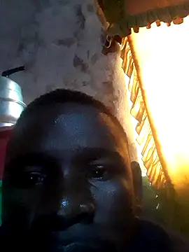 Snapshot of Filiosse30 chatting on July 16, 6:41 am Filiosse30 online show from July 16, 6:41 am
