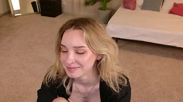 Eva Mitchell online show from July 17, 2:02 pm