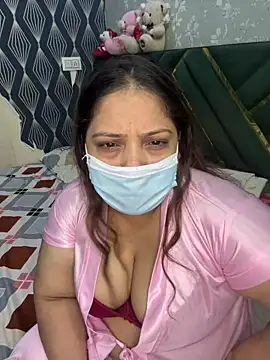 Snapshot of BarbieJasmine chatting on July 19, 7:34 am BarbieJasmine online show from July 19, 7:34 am