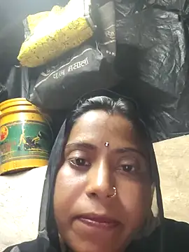 Snapshot of HotPayal57 chatting on July 17, 4:01 pm HotPayal57 online show from July 17, 4:01 pm