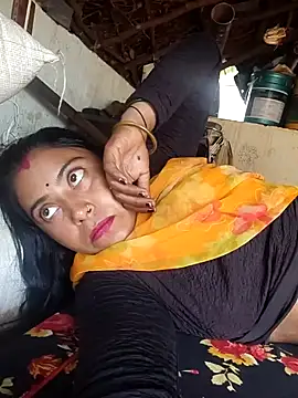Snapshot of HotPayal57 chatting on July 18, 12:31 pm HotPayal57 online show from July 18, 12:31 pm