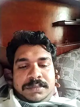 Snapshot of Anuu31 chatting on July 16, 4:51 am Anuu31 online show from July 16, 4:51 am