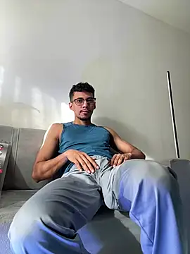 Snapshot of Phillip_collinss chatting on August 3, 12:32 pm Phillip collinss online show from August 3, 12:32 pm
