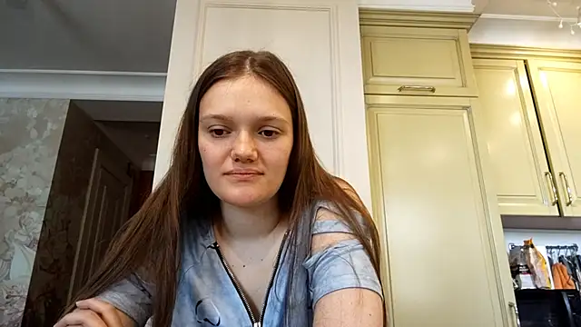 Snapshot of MarloOsburn chatting on July 20, 10:39 am MarloOsburn online show from July 20, 10:39 am