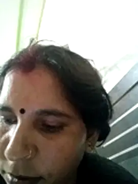 Snapshot of Kiranjaan20 chatting on July 19, 9:02 am Kiranjaan20 online show from July 19, 9:02 am