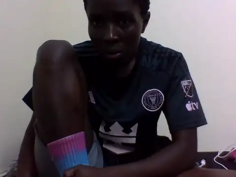 Snapshot of Curvy_Eddy chatting on July 19, 8:23 pm Curvy Eddy online show from July 19, 8:23 pm