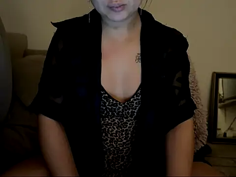 Snapshot of pucatit chatting on July 21, 12:13 am pucatit online show from July 21, 12:13 am