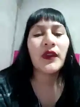 Snapshot of BratzVelvet chatting on August 1, 2:55 am BratzVelvet online show from August 1, 2:55 am