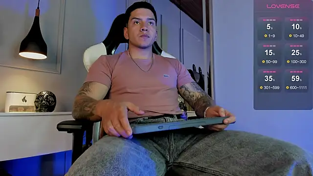 Fenix Rocks online show from July 25, 8:28 pm