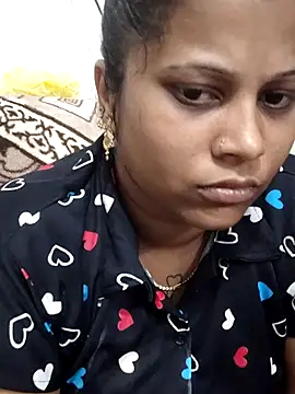 Snapshot of Jillukutty143 chatting on July 24, 8:23 am Jillukutty143 online show from July 24, 8:23 am