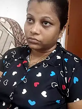 Snapshot of Jillukutty143 chatting on July 25, 9:18 am Jillukutty143 online show from July 25, 9:18 am