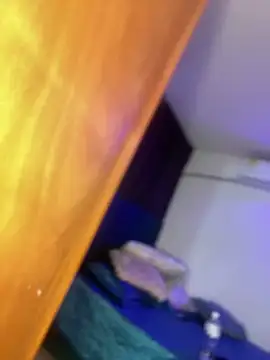 riri brunnete online show from October 7, 4:53 am