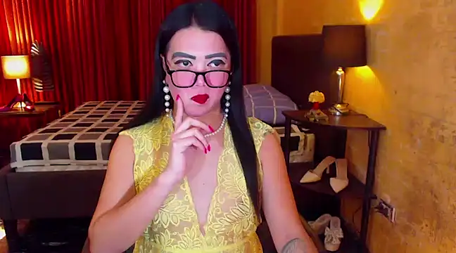 BigCockJewel online show from January 28, 10:45 am