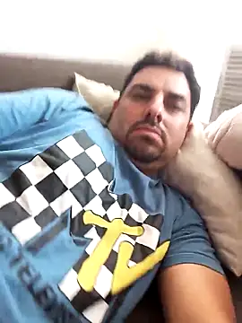 robredoj online show from November 5, 9:59 pm