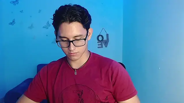 Snapshot of Apolo1sex24 chatting on July 25, 5:27 am Apolo1sex24 online show from July 25, 5:27 am