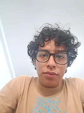 Snapshot of EthanKing__ chatting on July 29, 5:22 pm EthanKing online show from July 29, 5:22 pm