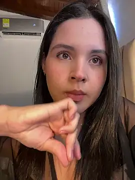 Snapshot of IvyValentine chatting on February 24, 5:20 pm IvyValentine online show from February 24, 5:20 pm