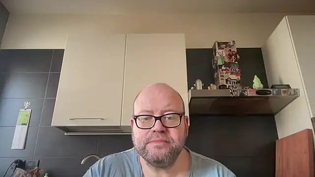 theitalianbear online show from March 5, 1:07 pm