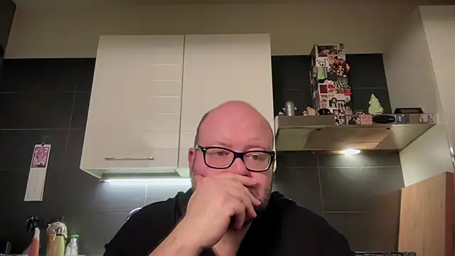 theitalianbear online show from April 7, 3:07 am