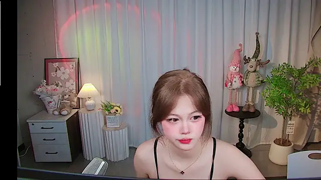 sexy-gilr online show from August 8, 10:28 am