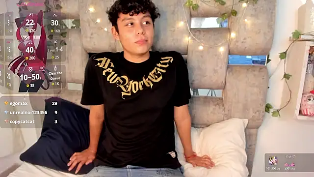 Nathanbell  online show from July 30, 3:49 am