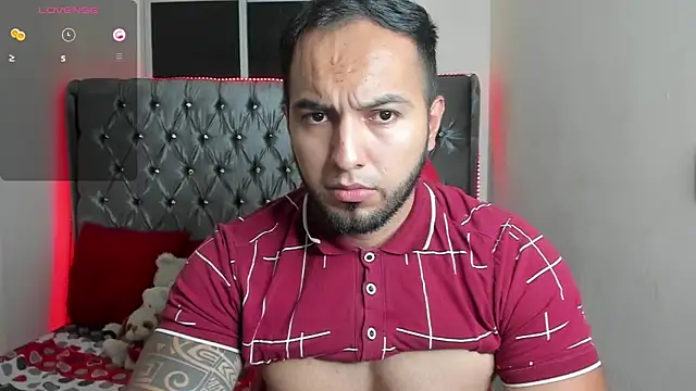 mrloganfuck1 online show from April 9, 5:29 am