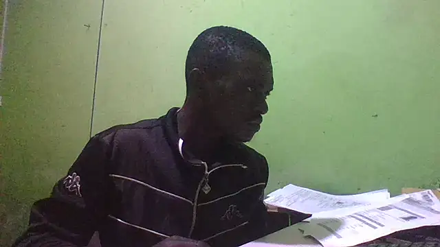 Snapshot of blakkvirus chatting on November 21, 3:05 am blakkvirus online show from November 21, 3:05 am