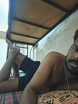 Snapshot of Vijayanbigc chatting on August 1, 6:18 pm Vijayanbigc online show from August 1, 6:18 pm