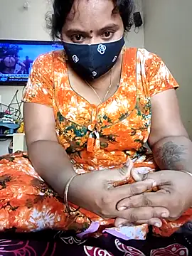 Snapshot of SubaTamil chatting on July 29, 10:57 am SubaTamil online show from July 29, 10:57 am
