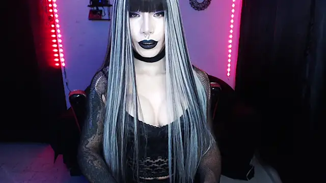 april simons2 online show from January 17, 8:56 am