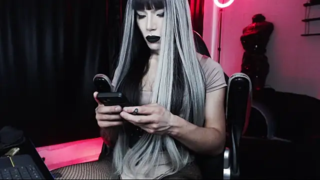 april simons2 online show from October 26, 10:04 pm