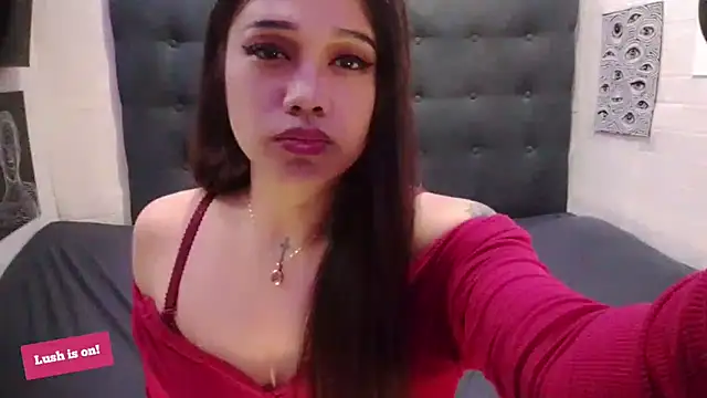 FoxxyJesa online show from July 11, 3:59 pm