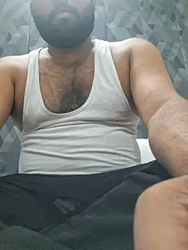 Snapshot of SWEET_COPLE_ME chatting on August 2, 5:11 pm SWEET COPLE ME online show from August 2, 5:11 pm