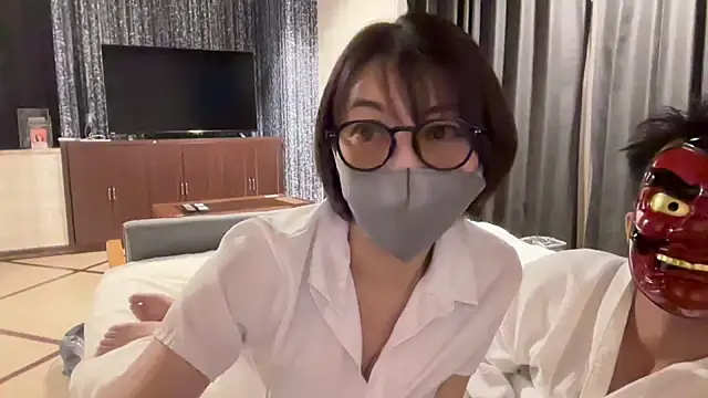 Snapshot of rinrin77 chatting on July 30, 6:18 pm rinrin77 online show from July 30, 6:18 pm