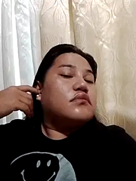 Snapshot of Andrea0414 chatting on October 23, 10:19 pm Andrea0414 online show from October 23, 10:19 pm