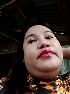 Snapshot of Andrea0414 chatting on October 27, 11:31 pm Andrea0414 online show from October 27, 11:31 pm