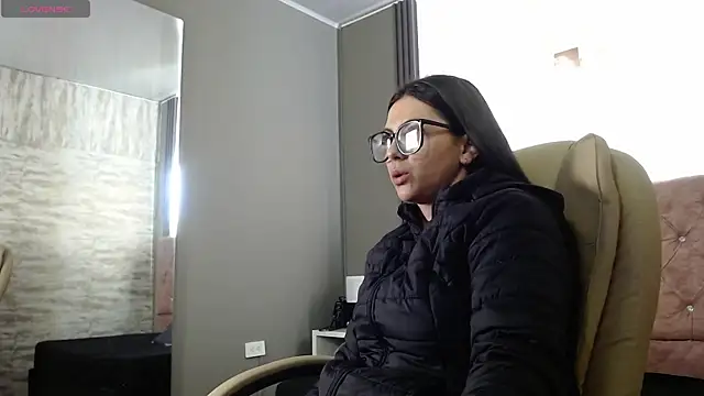 Valeriamoon 3101 online show from August 4, 1:36 pm