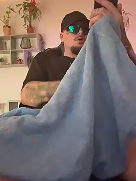 Robby-blow online show from August 6, 7:54 am