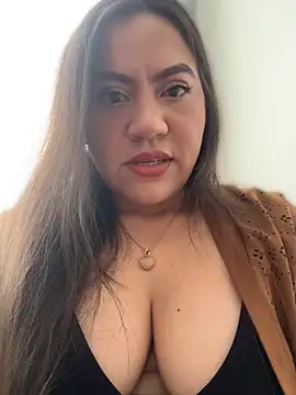 Bella Pascualina online show from August 5, 10:33 pm