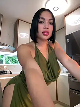 HannaBeckett online show from March 8, 9:29 pm